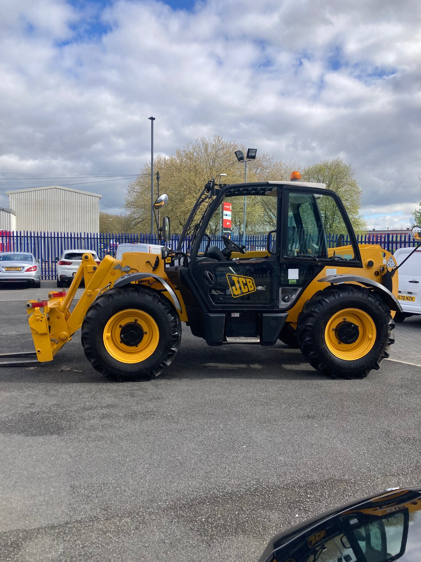 2011/61 JCB 531-70 TELEHANDLER