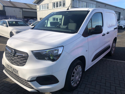 2020/70 VAUXHALL COMBO SPORTIVE DS70NZK SMALL VAN