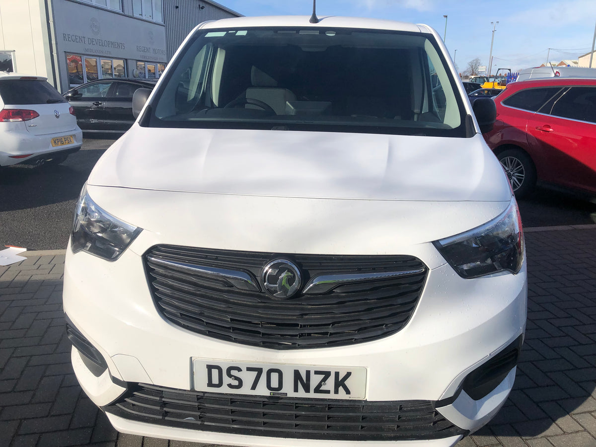 2020/70 VAUXHALL COMBO SPORTIVE DS70NZK SMALL VAN