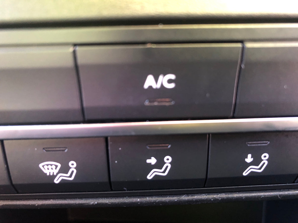 2020/70 VAUXHALL COMBO SPORTIVE DS70NZK SMALL VAN