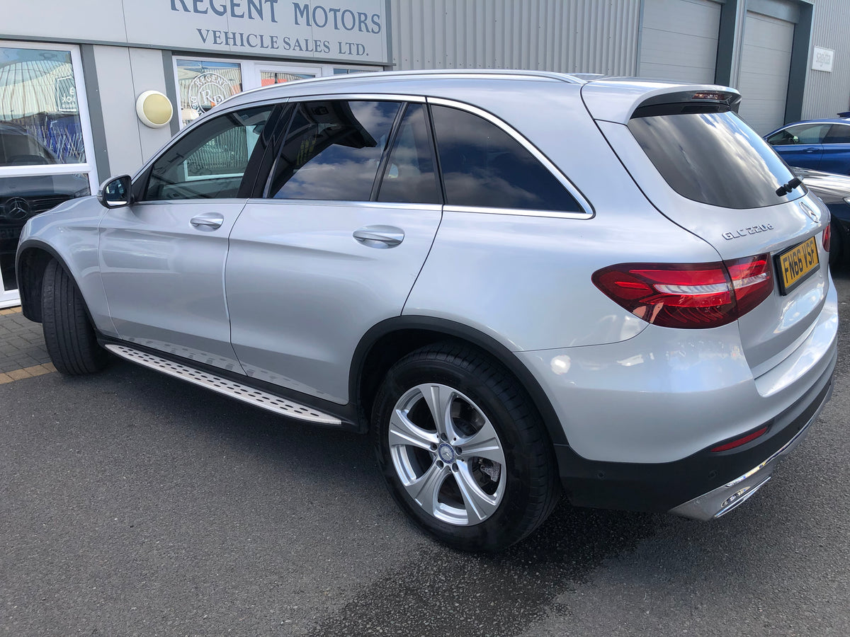 MERCEDES-BENZ GLC220 SPORT CAR