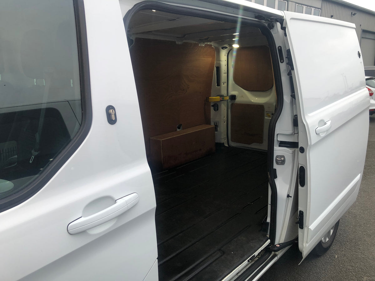 FORD TRANSIT 300 LIMITED LWB