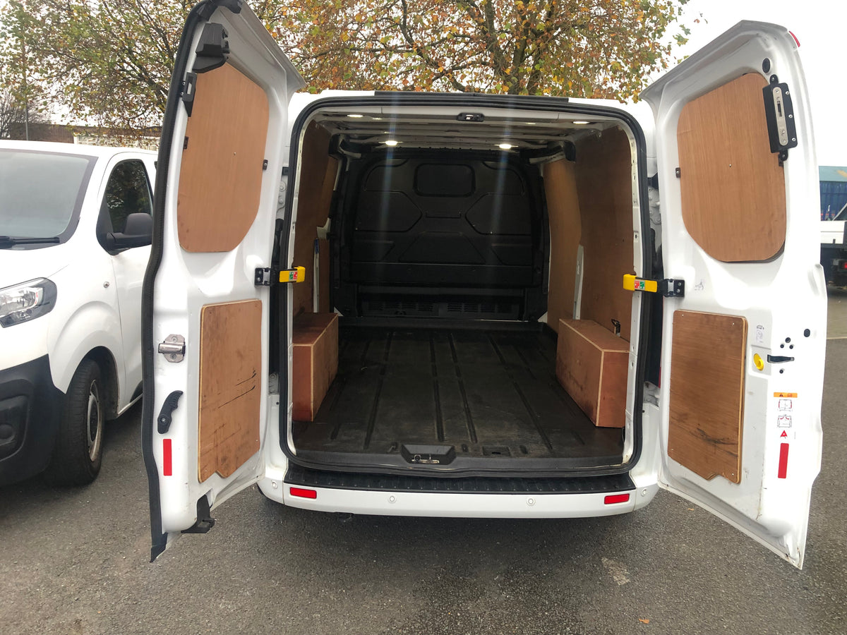 FORD TRANSIT 300 LIMITED LWB