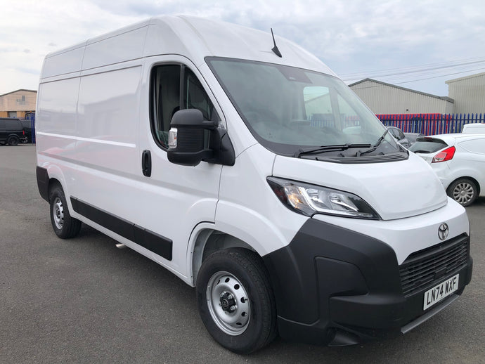 TOYOTA PROACE MAX ICON L2H2 140 DELIVERY MILAGE