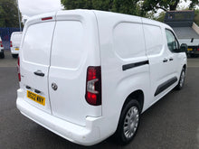 2022/22VAUXHALL COMBO SPORTIVE LWB