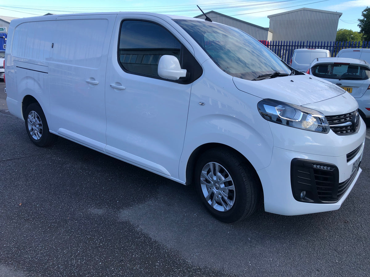 2021/21 VAUXHALL LWB VIVARO SPORTIVE