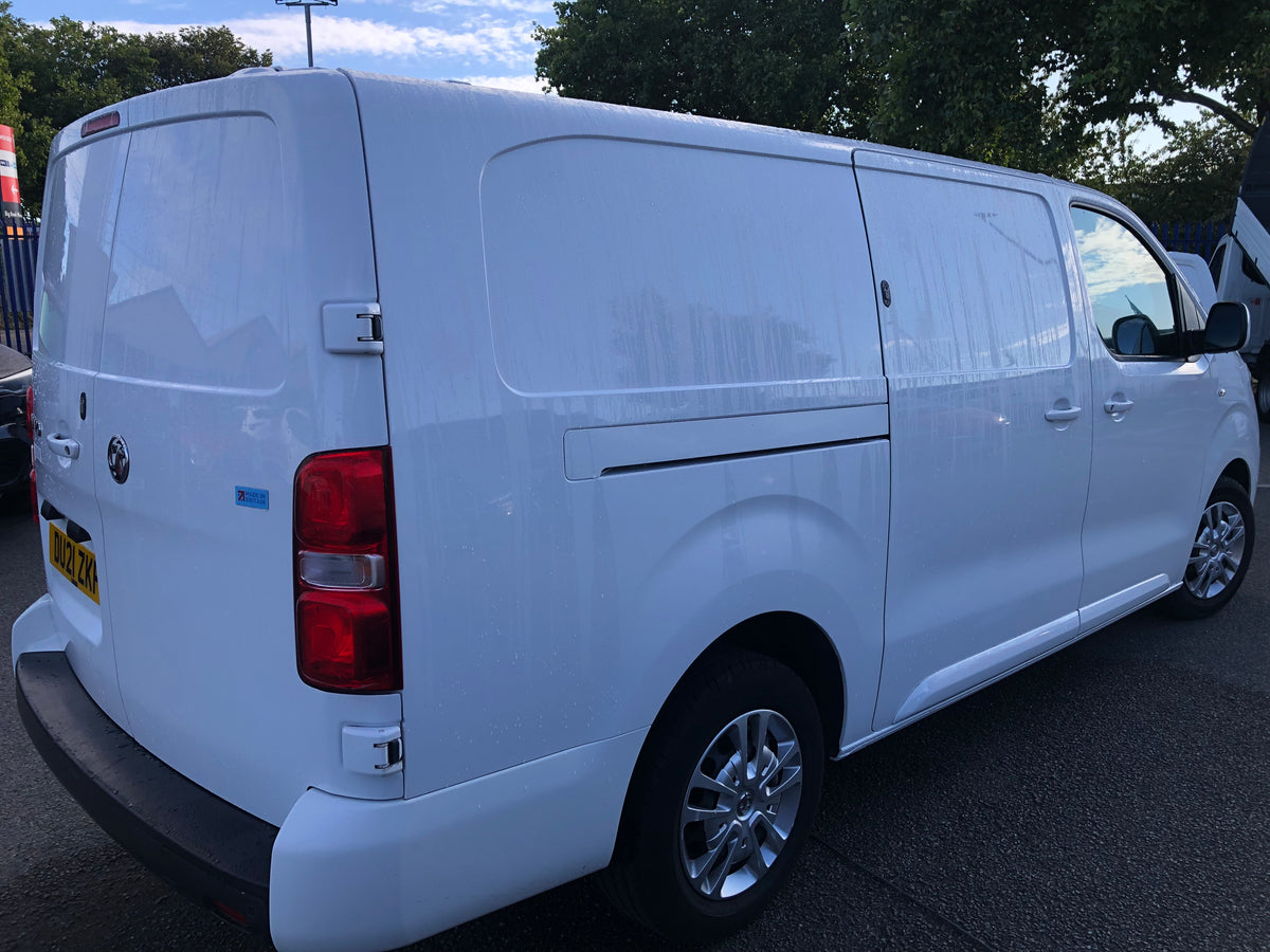 2021/21 VAUXHALL LWB VIVARO SPORTIVE