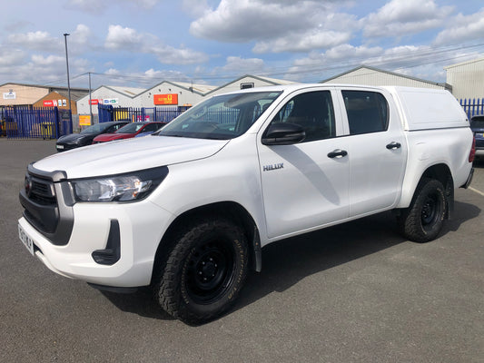 2023/73 TOYOTA HI LUX DOUBLE CAB ACTIVE 4x4