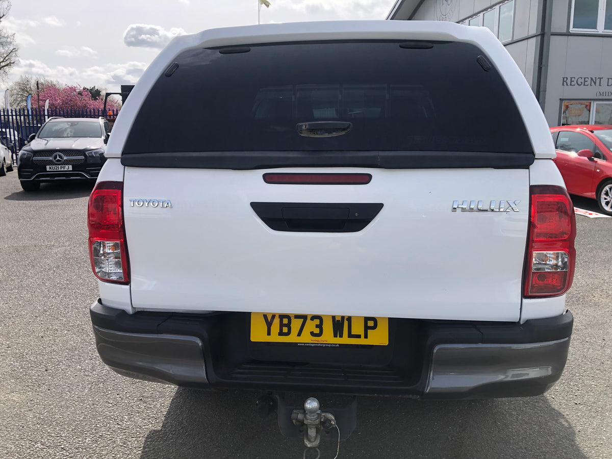 2023/73 TOYOTA HI LUX DOUBLE CAB ACTIVE 4x4
