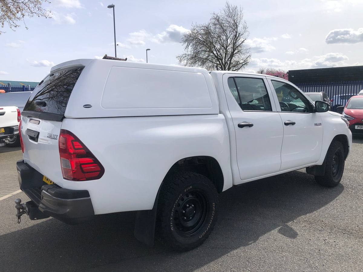 2023/73 TOYOTA HI LUX DOUBLE CAB ACTIVE 4x4