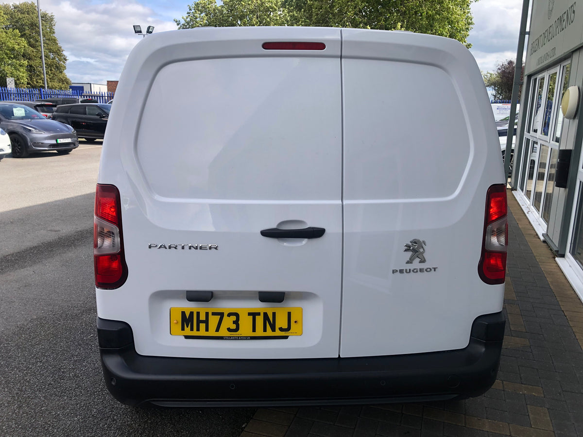 2024 PEUGEOT PARTNER PROFESSIONAL