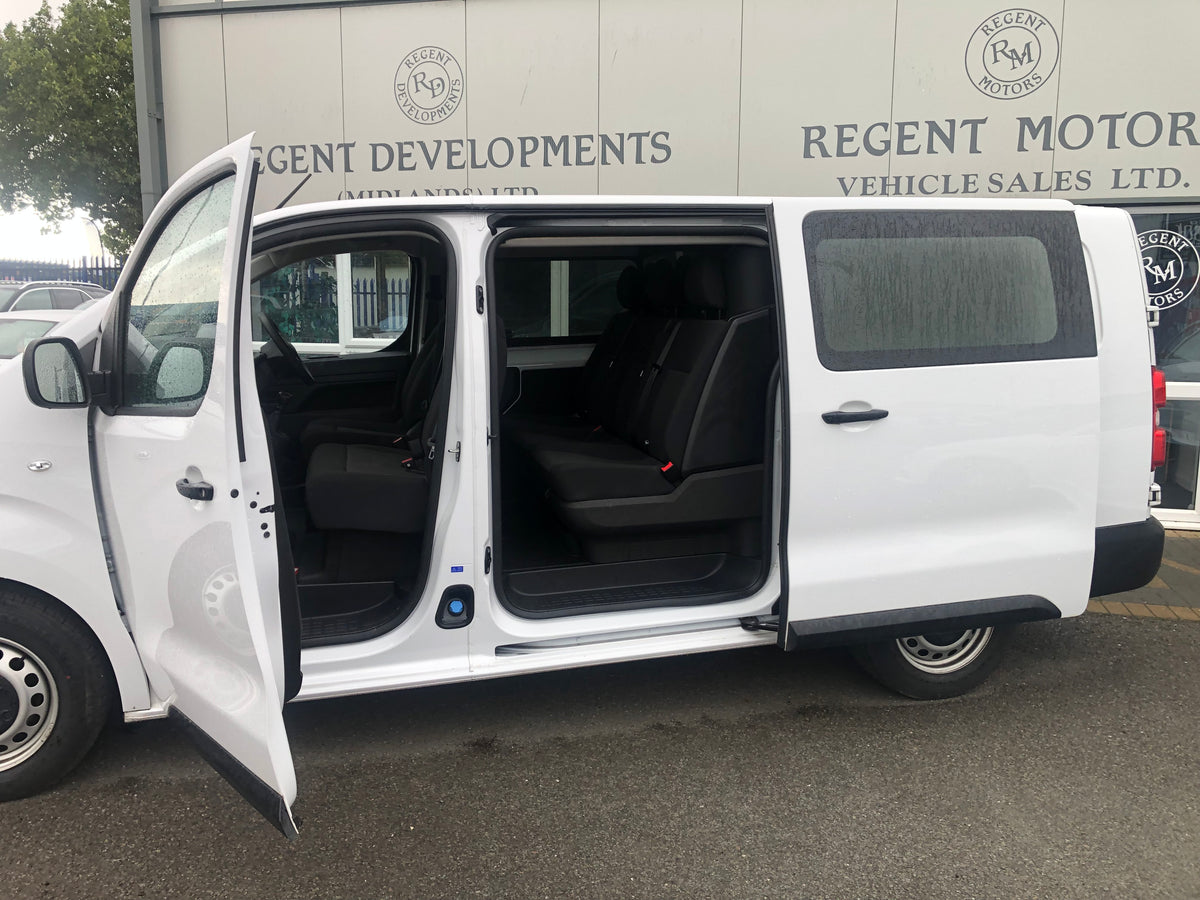 2024/24 VAUXHALL VIVARO XL 6 SEAT CREW VAN