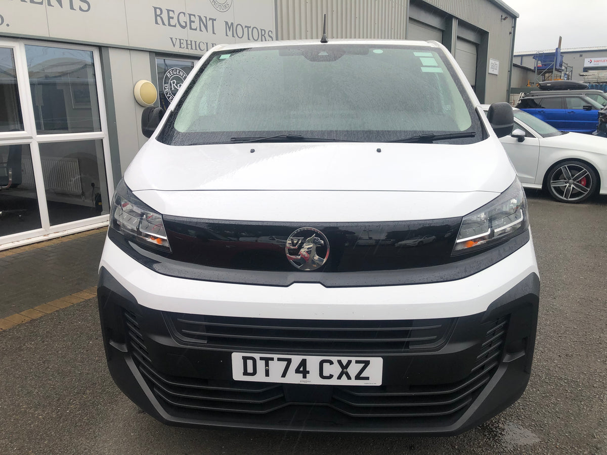 2024/24 VAUXHALL VIVARO XL 6 SEAT CREW VAN