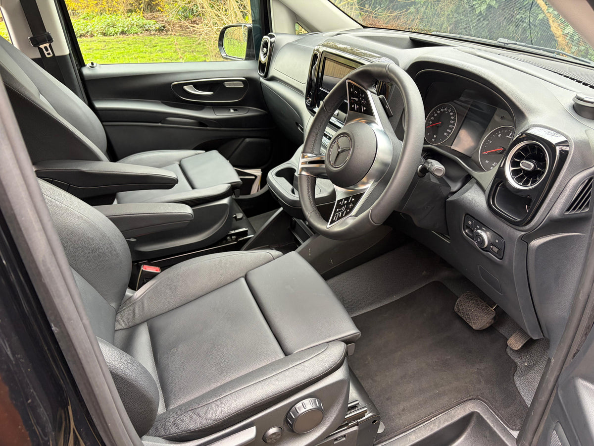 2025/25 MERCEDES-BENZ 119 VITO AUTO CREW VAN