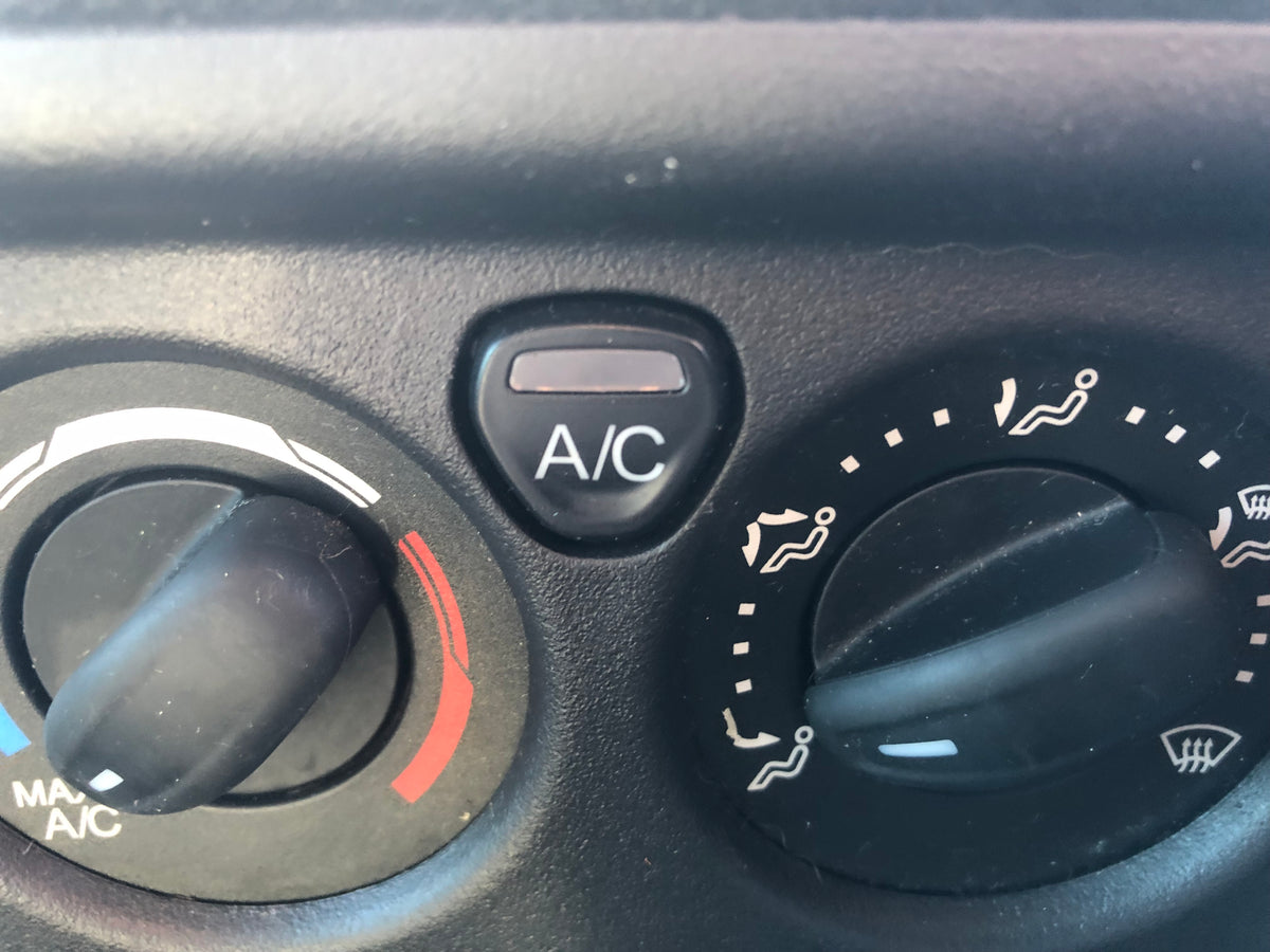 66 FORD TRANSIT LWB M/R AIR CON EURO 6