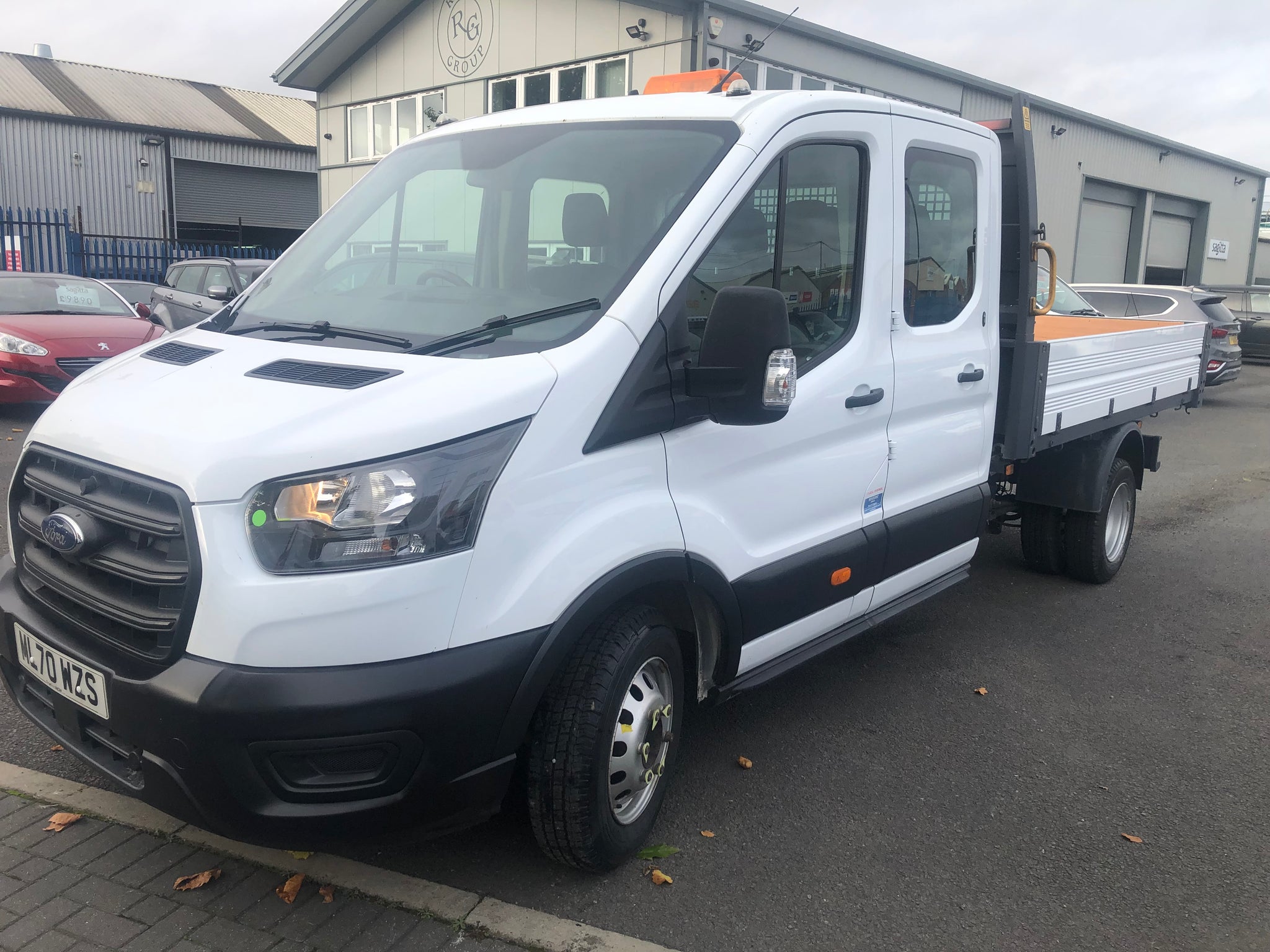 FORD TRANSIT CREW CAB TIPPER – RegentMotors